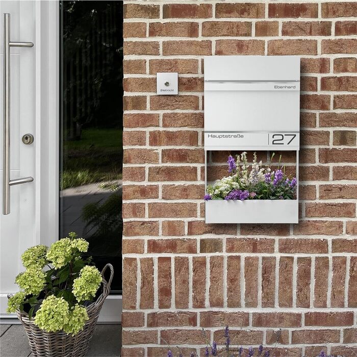 Поштова скринька Metzler Anthrazit RAL 7016 з газетницею та номерним знаком – персоналізована лазерна гравірування, сучасний поштовий ящик з табличкою, водонепроникний та стійкий до іржі | Модель Hermann (RAL 9016)