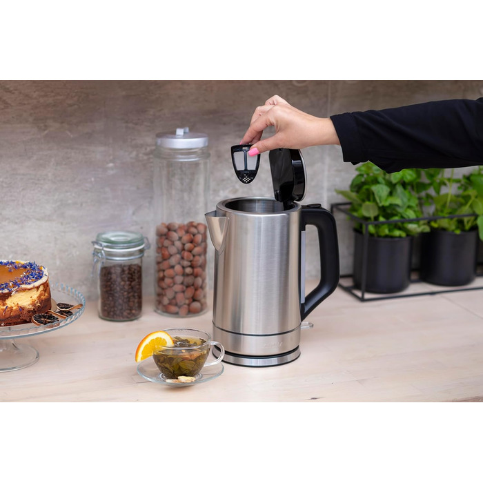 Електричний чайник MPM MCZ-85/G1, 1.7 л, без BPA, бездротовий, 360° поворотна база, антинакипний фільтр, автовимкнення, чорний, 2200W (сталь)