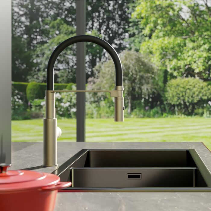 Кухонний змішувач Lenz NALU нікель-матова поверхня, висувна насадка, 2 режими, економія води, антифотковідбиток, монтаж зверху, артикул 46070422