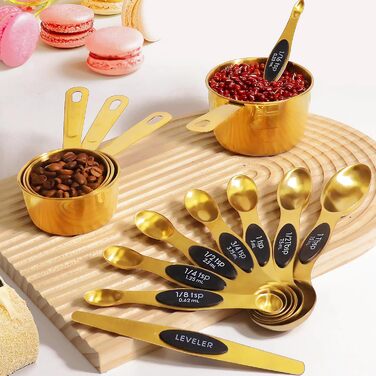 13-Piece Gold-Colored Measuring Cup and Spoon Set, 4 Stainless Steel Measuring Cups and 8 Magnetic Measuring Spoons, 1 Leveler for Kitchen, Cooking, and Baking