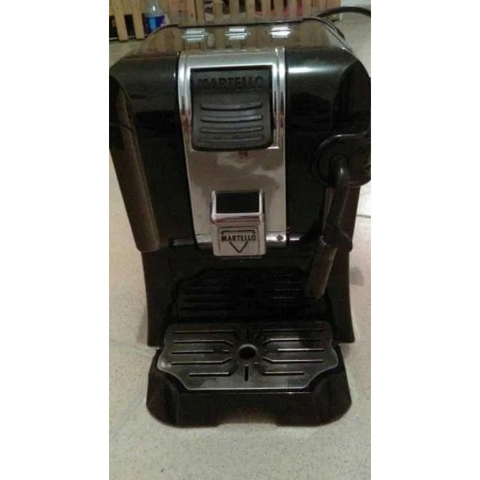Автоматична кавомашина De'Longhi ECAM 22.112.B, 1450 Вт, чорна