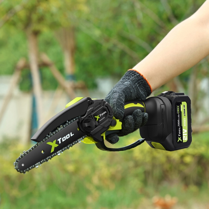Акумуляторна ланцюгова пила Xtool 800 Вт, 16 см, безщіткова