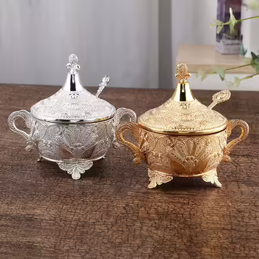 Candy jar, sugar bowl with lid and spoon, spice jar made of carved iron glass, metal spice pot - silver - 13x14.5cm