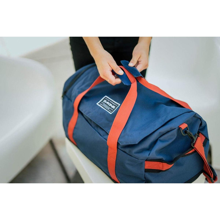 Спортивна сумка Dakine EQ Duffle, легка, міцна, з двосторонньою блискавкою, для тренажерного залу та подорожей