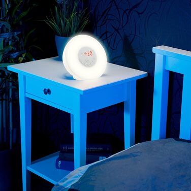 auvisio Light Alarm Clock: Wake-up Light Radio Alarm Clock w. Sunrise Simulation, Nature Sounds (Alarm Clock with Light and Nature Sounds, Wake Up Light, Gift Ideas)