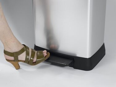 Сміттєвий кошик Curver Deco Bin Metallic's на 50 л з педаллю, пластиковий, сріблястий