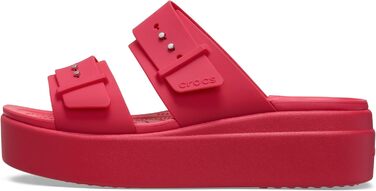 Crocs Brooklyn Buckle Wedge – Стильні босоніжки на танкетці, колір Digital Raspberry (33 EU)