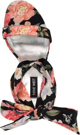 Босоніжки Nine West Kelsie на підборах, 39 EU, Black Summer Blooms принт, жіночі