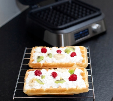 Вафельниця Berlinger Gourmet MAX-2350-W, 2350 Вт, чорна