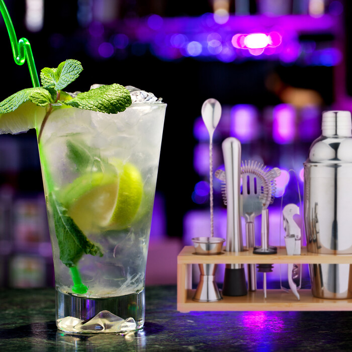 Relaxdays 10-Piece Cocktail Set with Stand