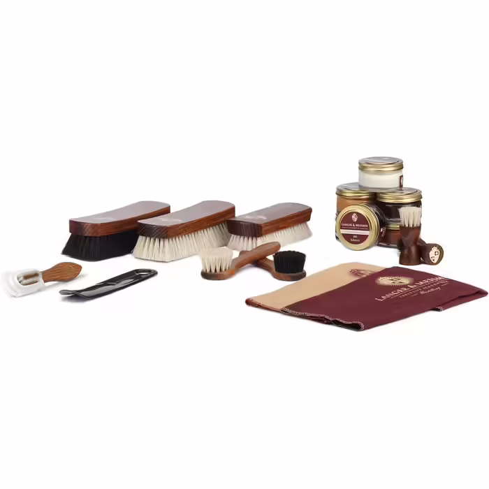 Langer & Messmer Shoe Care Set including high-quality leather care creams and horsehair brushes for effective care of your smooth leather shoes - The shoe care set for professional shoe care.