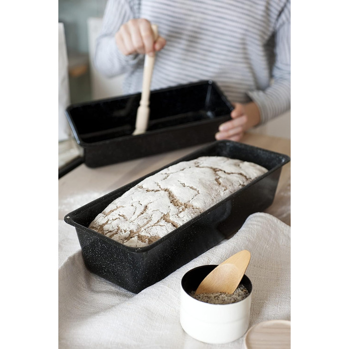 Riess, 0638-022, Professional Baker's Baking Pan, King Cake Mold, Capacity 1.7 Liters, Height 7.8cm, Width 10cm, Length 30cm, Enamel, Black, Bread Baking Pan, Induction, Enamel Baking Pan, Loaf Cake Pan