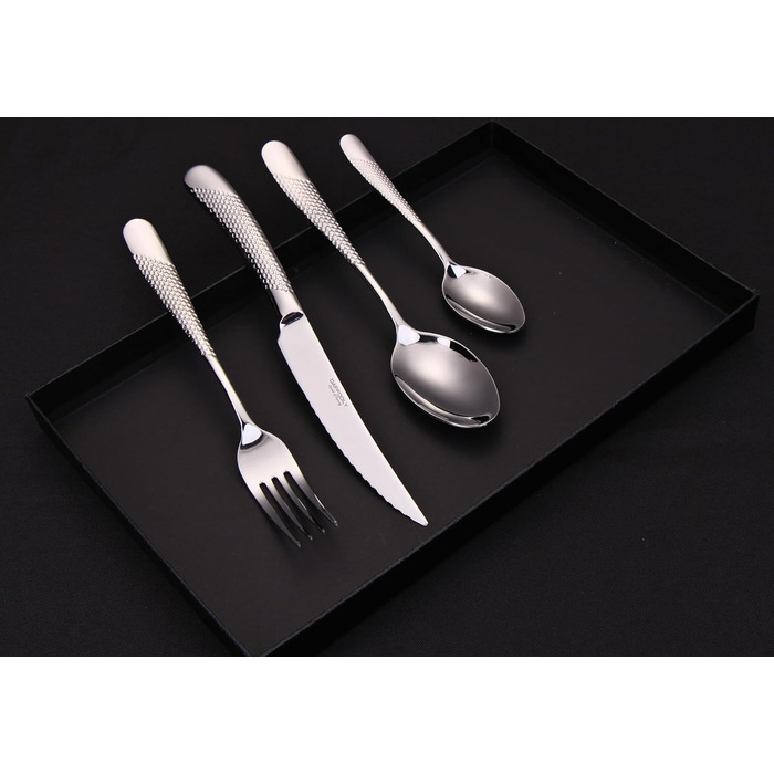 DAFFODILY Cutlery Set. Hammered 18/10 Stainless Steel Dinnerware. Mirror Finish, ultra-sharp steak knives, dishwasher safe. (Silver, 20)