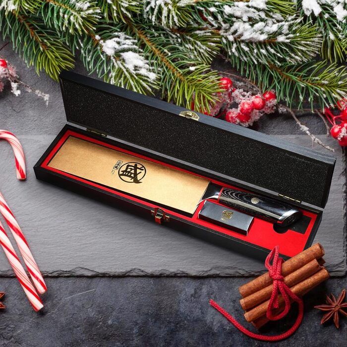 Ніж кухарський Mitsumoto Sakari Gyuto 20 см, AUS-10 Дамаст, ручка з пакавуду, в подарунковій дерев'яній коробці