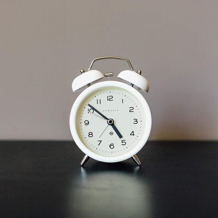 NEWGATE ® Charlie Bell Echo Alarm – Small Modern Nightstand Alarm Clock – Bedroom Accessory – Alarm Clock – Desk Accessory – Nightstand Clock – Arabic Numerals (White)