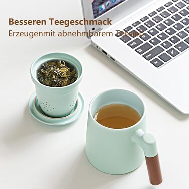 ZENS Teacup with Lid and Infuser, 360 ml Wooden Handle Teacup with Tea Strainer and Lid for Loose Leaf Tea, Matte Ceramic Teacups Gifts for Tea Lovers, Hand-Sprayed Light Green Glaze