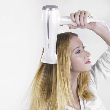 Фен Cecotec Bamba IoniCare 5200 Aura Black: Іонний, 2300W, Концентратор, Дифузор, DC-двигун, 2 швидкості, 3 температури