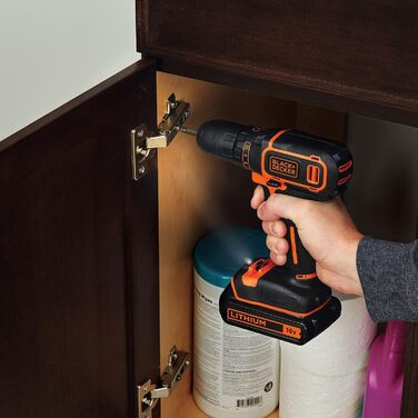 Акумуляторний дриль-шуруповерт Black+Decker BDCDC18K (18V, Li-Ion, 18V, 1.5Ah, LED, планетарне передаточне число, Softgrip)