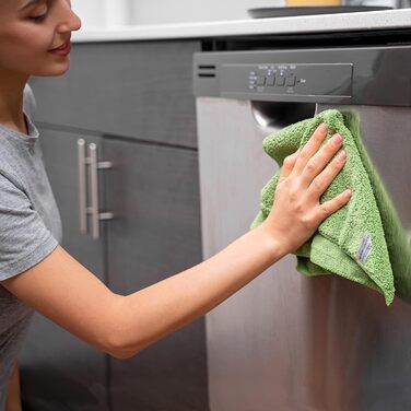 Nano Towels Cleaning Cloths, eco-friendly, chemical-free, as seen on TV. The breakthrough in cleaning fiber technology, these cloths clean with just water and replace expensive paper towels, sponges, cleaning cloths, wet wipes, microfiber cloths, and toxic chemical cleaners, saving money, eco-friendly, and safe for toddlers and babies. Can be used as bath towels, kitchen towels, and dish towels. 35.6 x 35.6 cm, 4 pieces