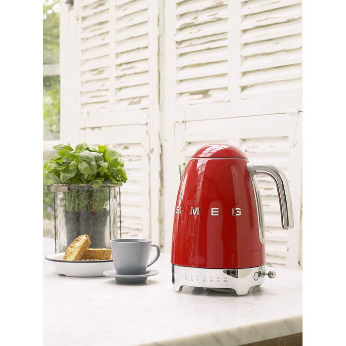 Smeg KLF04RDEU Kettle, 2400W, 1.7 liters, Red