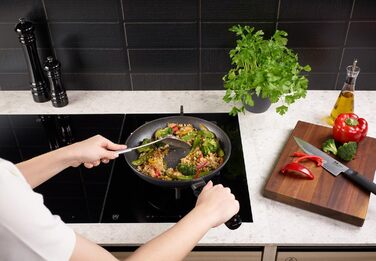 Fissler Adamant: Сковорода з антипригарним покриттям 24+28 см, алюмінієва, для індукції (Classic)