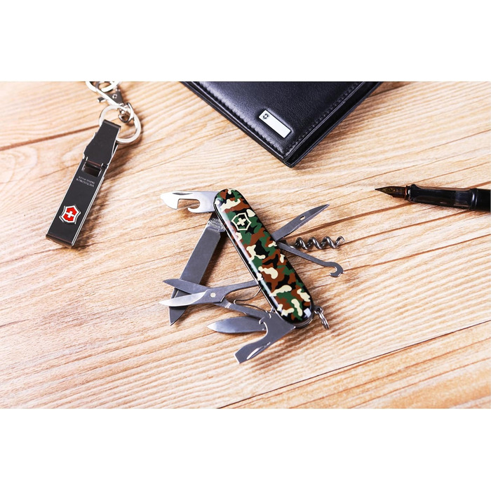 Мультитул Victorinox Climber, Швейцарський армійський ніж, 14 функцій, з клинком та коркрізером (Камуфляж)