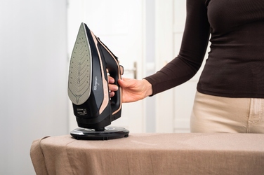 Бездротова праска Lehmann з керамічною підошвою, 3000 Вт, 320 мл