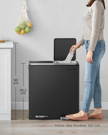 Сміттєвий бак SONGMICS подвійний 2х30л з педаллю, роздільний збір сміття, чорний металевий, з пластиковим відром та кришкою Softclose