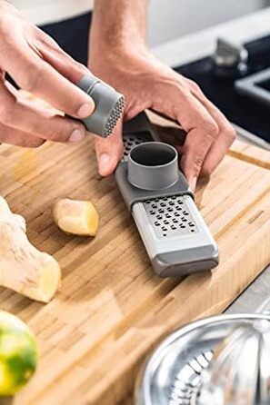 Терка дрібна ZWILLING Z-Cut мультифункціональна, нержавіюча сталь, сіра - для овочів та фруктів