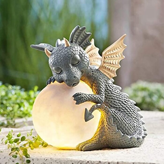 Decorative Dragon Figurine with Round Light, Dragon Figures Garden Decor for Outdoors, Decorative Dragon Garden Dragon for Balcony, Garden Decor Lucky Dragon for Men Women Girlfriend Mom Birthday