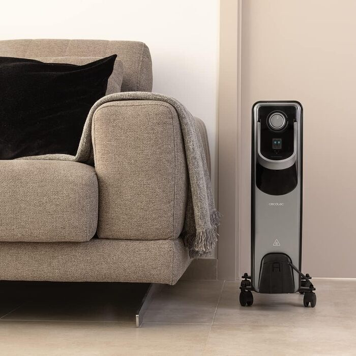 Масляний радіатор Cecotec ReadyWarm 11000 Space 360º Black - 2500 Вт, 11 секцій, 3 режими, з термостатом, колесами, зручним керуванням та системою безпеки. Для приміщень до 28 м²