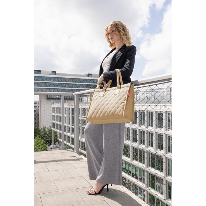 reisenthel Daily Shopper – Modern, straightforward shopper for any occasion - practical handbag, large enough for your groceries and everyday essentials