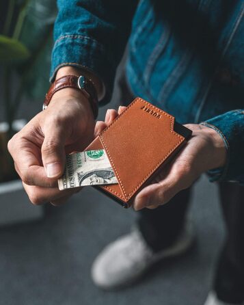 Чоловічий гаманець-картхолдер VULKIT з RFID-захистом, сліма металевий кейс з відділенням для купюр та монет, коричневий