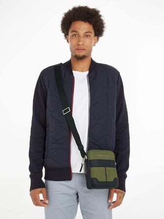 Чоловіча сумка-месенджер Tommy Hilfiger Elevated Nylon Mini Reporter (AM0AM10944), зелена (Mentor Green)