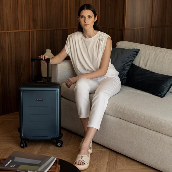 Чемодан ручної об'єм NUMADA PackPro T20 (56x37x22 см) з TSA-замком та 4 колесами. Жорсткий кейс з внутрішніми відділеннями, світлом, стійкий (Блакитний)