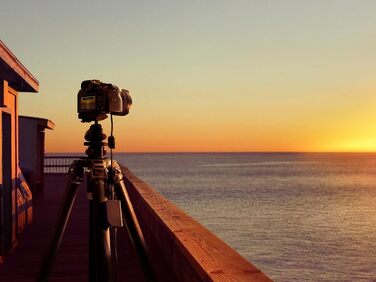 Зарядний пристрій Sony BC-TRW для акумуляторів NP-FW50 (Alpha, Cyber-Shot, Handycam, NEX)