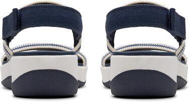 Сандалі Clarks Arla Stroll для дівчаток (36.5 EU, широка колодка, темно-синій з малюнком)