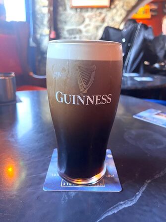 2 склянки Guinness Gravity - пивні келихи, 568 мл
