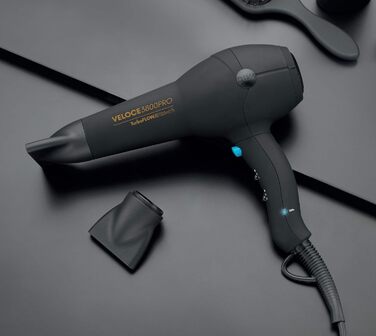 Фен Diva Edit Veloce 3800 Pro: Іонізація, 4 режими нагріву, Cold Shot, чорний