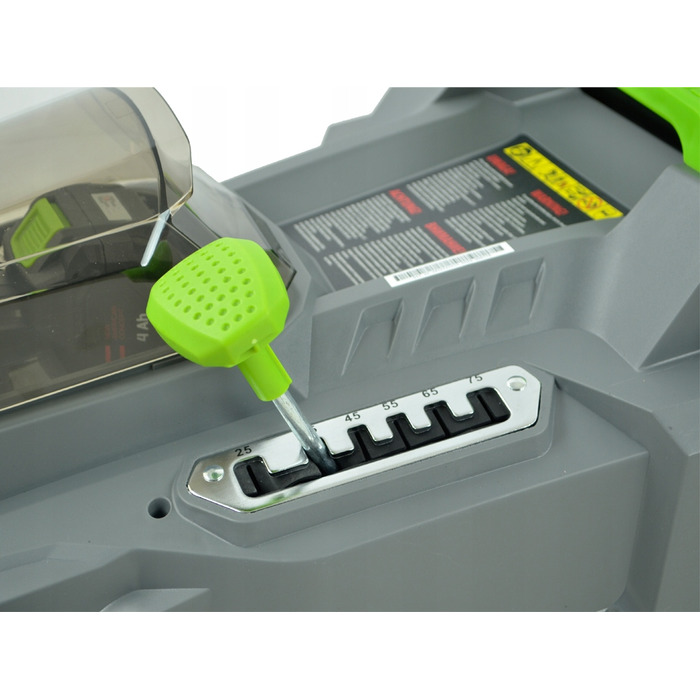 Акумуляторна газонокосарка NAC 40 V (2 акумулятори по 4 Ah, ширина зрізу 37 см, режими Auto/Eco)
