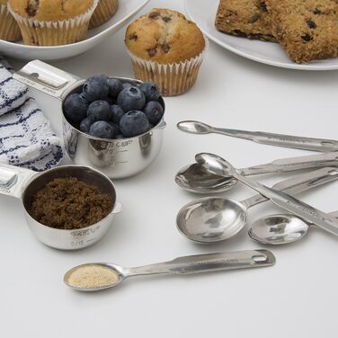 Measuring cups and spoons, 13-piece complete set of professional-grade quality 18/8 stainless steel – 7 stackable cups and 12 spoons, perfect for storing dry and liquid ingredients.