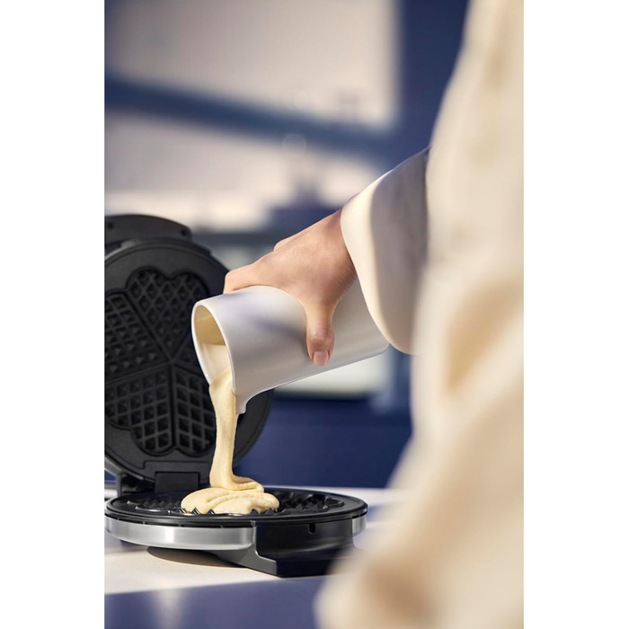 WMF Lono Edition Heart-Shaped Waffle Maker - Adjustable Browning, Stainless Steel, 900W