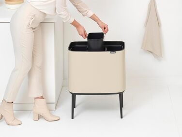 Сміттєвий відер Brabantia Bo Touch Bin на 36 л, металевий, білий, з 3 внутрішніми відрами по 11 л, 54 x 32 x 68 см