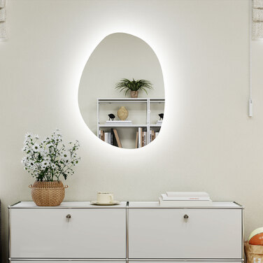 Дзеркало для ванної кімнати HOMCOM 70 x 50 см з асиметричною формою, LED-підсвіткою, сенсорним перемикачем та функцією запобігання запотіванню, срібного кольору