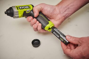 RYOBI 4V USB-Li-Ion акумуляторний шуруповерт ERGO RSD4-120TA2 (з акумулятором 4V 2.0Ah, USB-C зарядним кабелем та двома насадками)