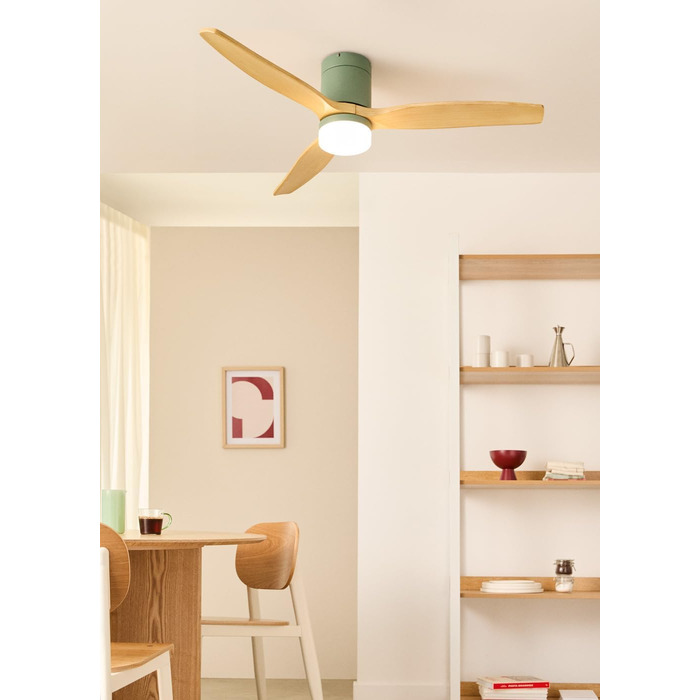 Вентилятор стельовий WINDCALM M з підсвіткою, Wi-Fi та пультом ДУ, 132 см, 40W, світлодіодне освітлення (3 температури), шалфейно-зелений, дерев'яні лопаті