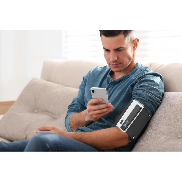 TIGA-MED Armfit Plus: тонометр на плечі з Bluetooth та EKG-діагностикою | монітор серцевого здоров'я | додаток для iOS та Android