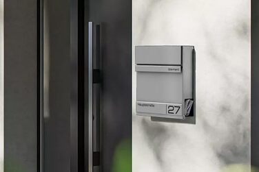 Поштова скринька Metzler Anthrazit RAL 7016 з газетницею та номером будинку, гравіювання імені лазером - сучасний вуличний поштовий ящик з табличкою, водонепроникний та стійкий до іржі | Модель Hermann (Ral9007 Graualuminium)