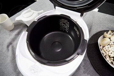 Мультиварка CUCKOO CMC-QSB501S iCook Q5 Premium з антипригарним покриттям, 4.75 л, 8-в-1, з голосовим керуванням та 3D нагріванням