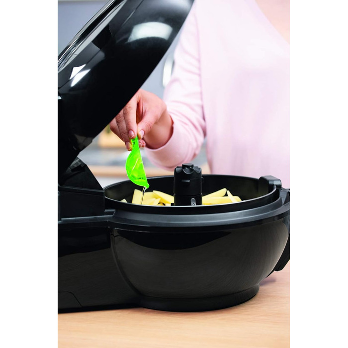 Аерофритюрниця Tefal ActiFry Genius XL 2в1, 1,7 кг, 9 програм, для 8 осіб, з мішалкою, без олії, чорна